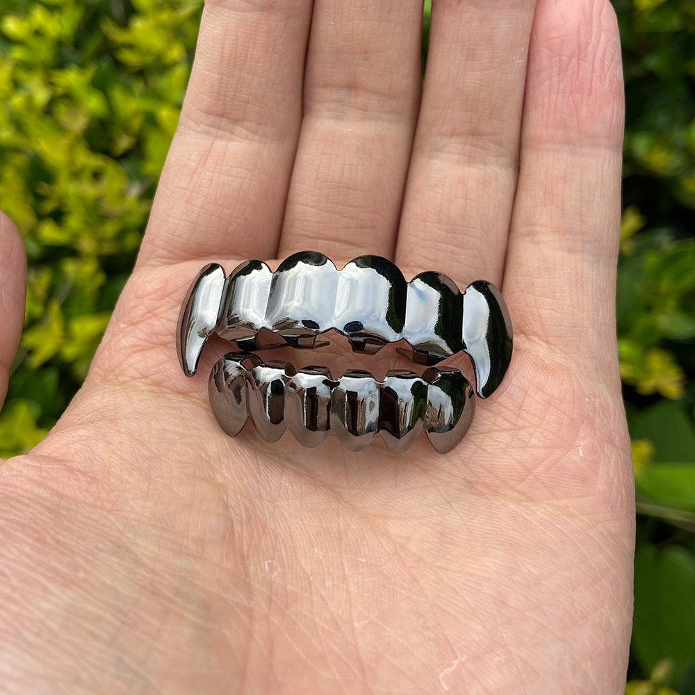 RACHELZ ヒップホップ黒牙歯 Grillz 14 18 - Body Jewelry Men のレビューと価格