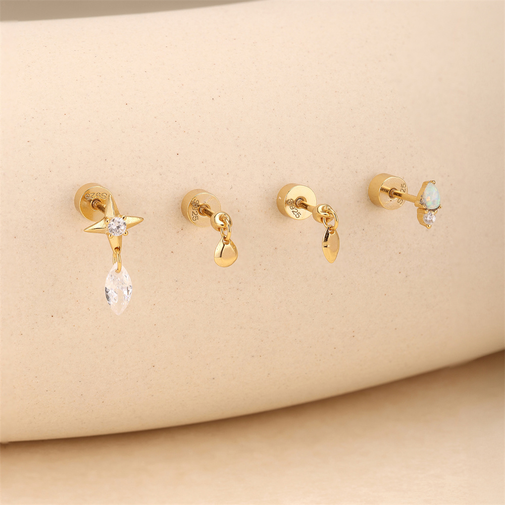 Aide-女性用の厚いネジ付きラブレットイヤリング,925ス - Body Jewelry Labret のレビューと価格