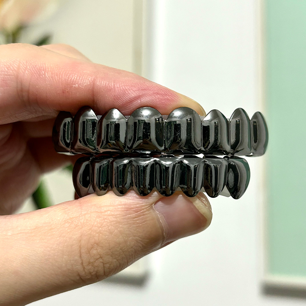 YOUNGX トップボトムスムースブラックカラートゥースグリ - Body Jewelry Men のレビューと価格