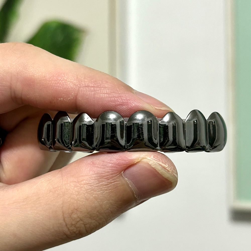 YOUNGX トップボトムスムースブラックカラートゥースグリ - Body Jewelry Men のレビューと価格
