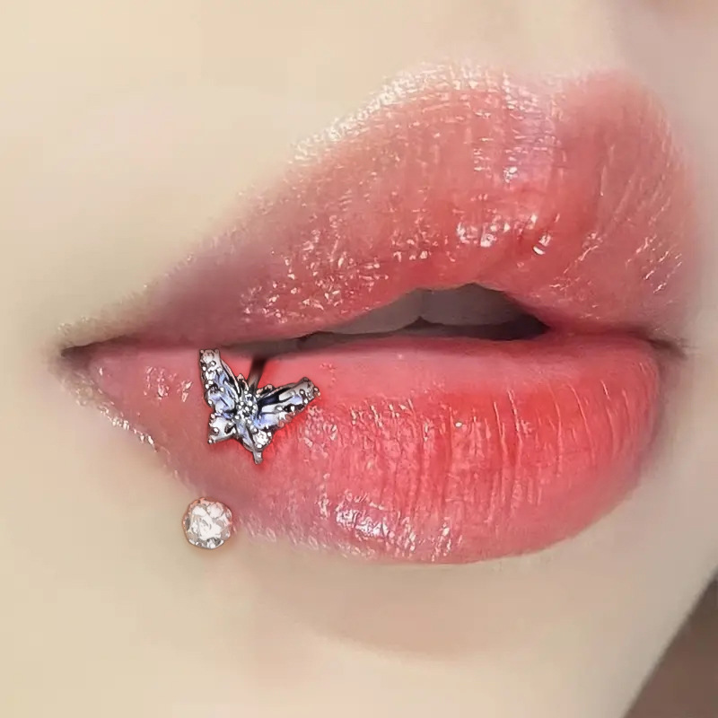 ASTM F136チタン製、蝶の形をしたリップリング、CZ（ - Body Jewelry Labret のレビューと価格